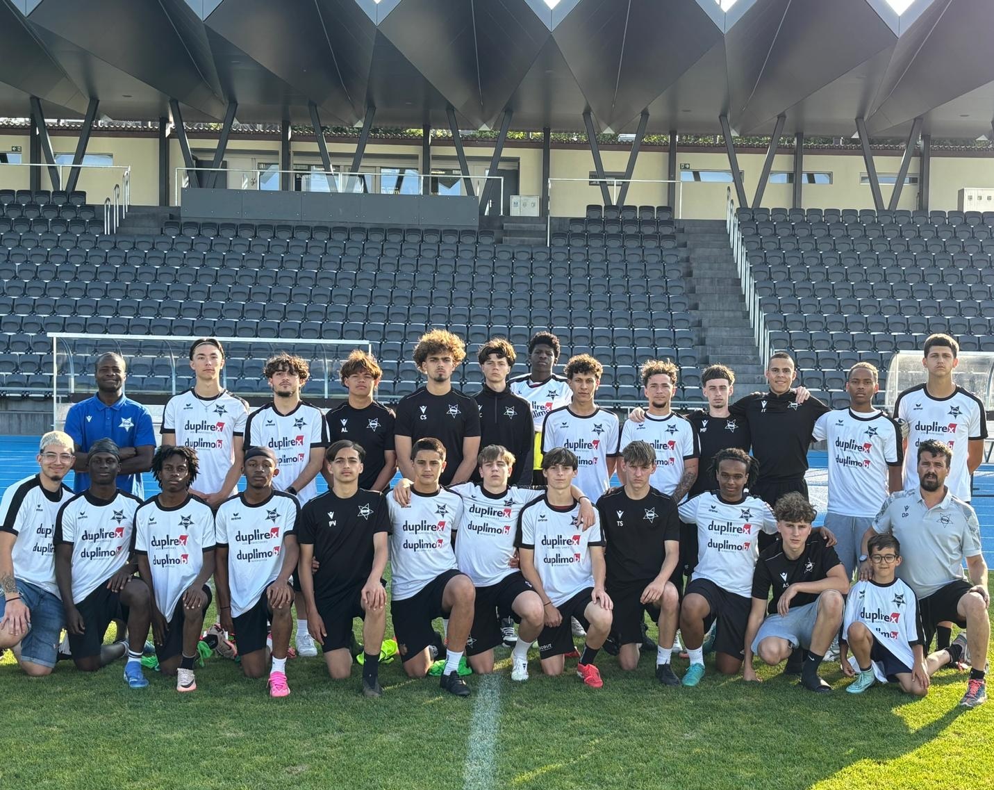 Les Juniors A  du FC Fribourg promus en degré Promotion